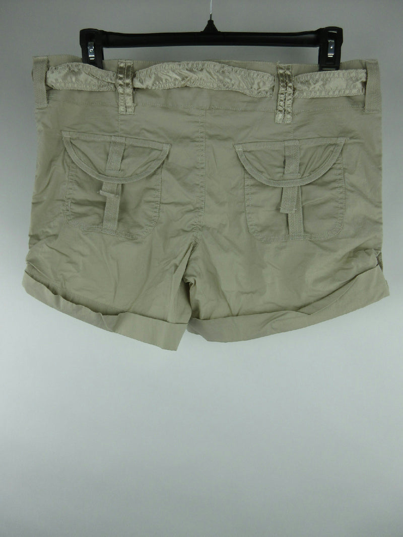 Feathers Cargo Shorts