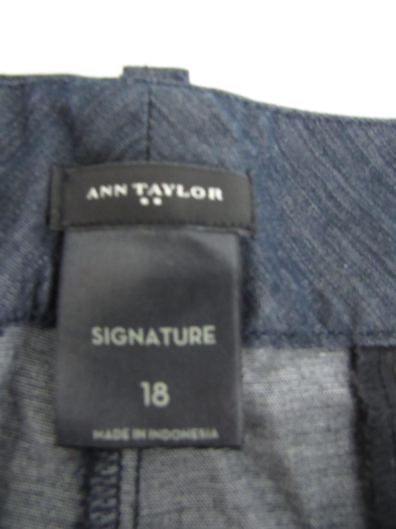 Ann Taylor Khakis & Chinos Shorts